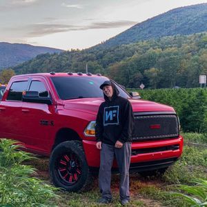 Meet your Posher, Zac